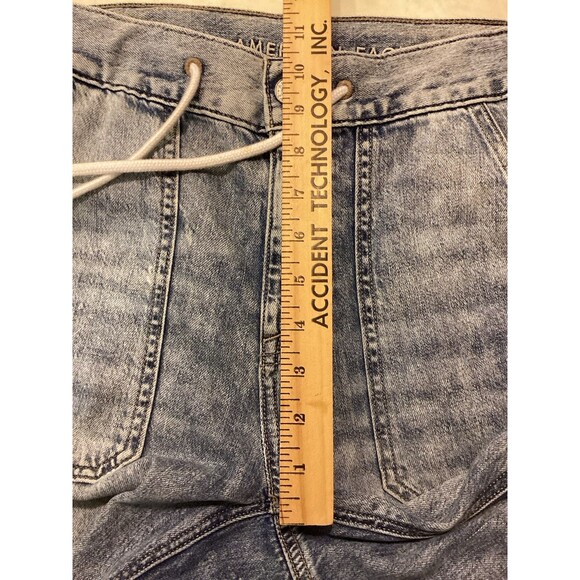 American Eagle 1977 Jeans Cargo Jogger Acid Wash Drawstring Sz 4 Genes Mom - Picture 9 of 11